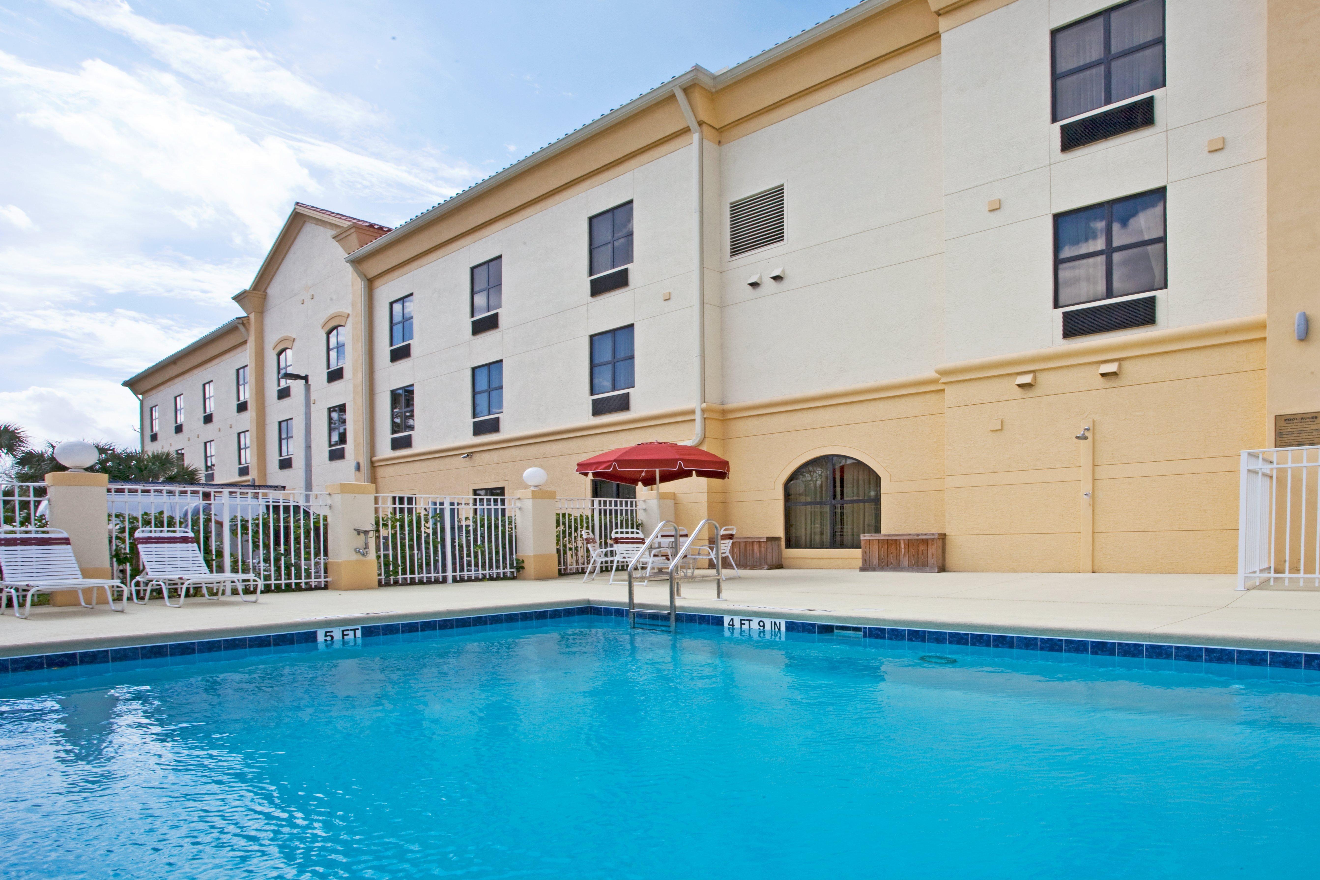 Holiday Inn Express Stuart By Ihg Palm City Exterior foto