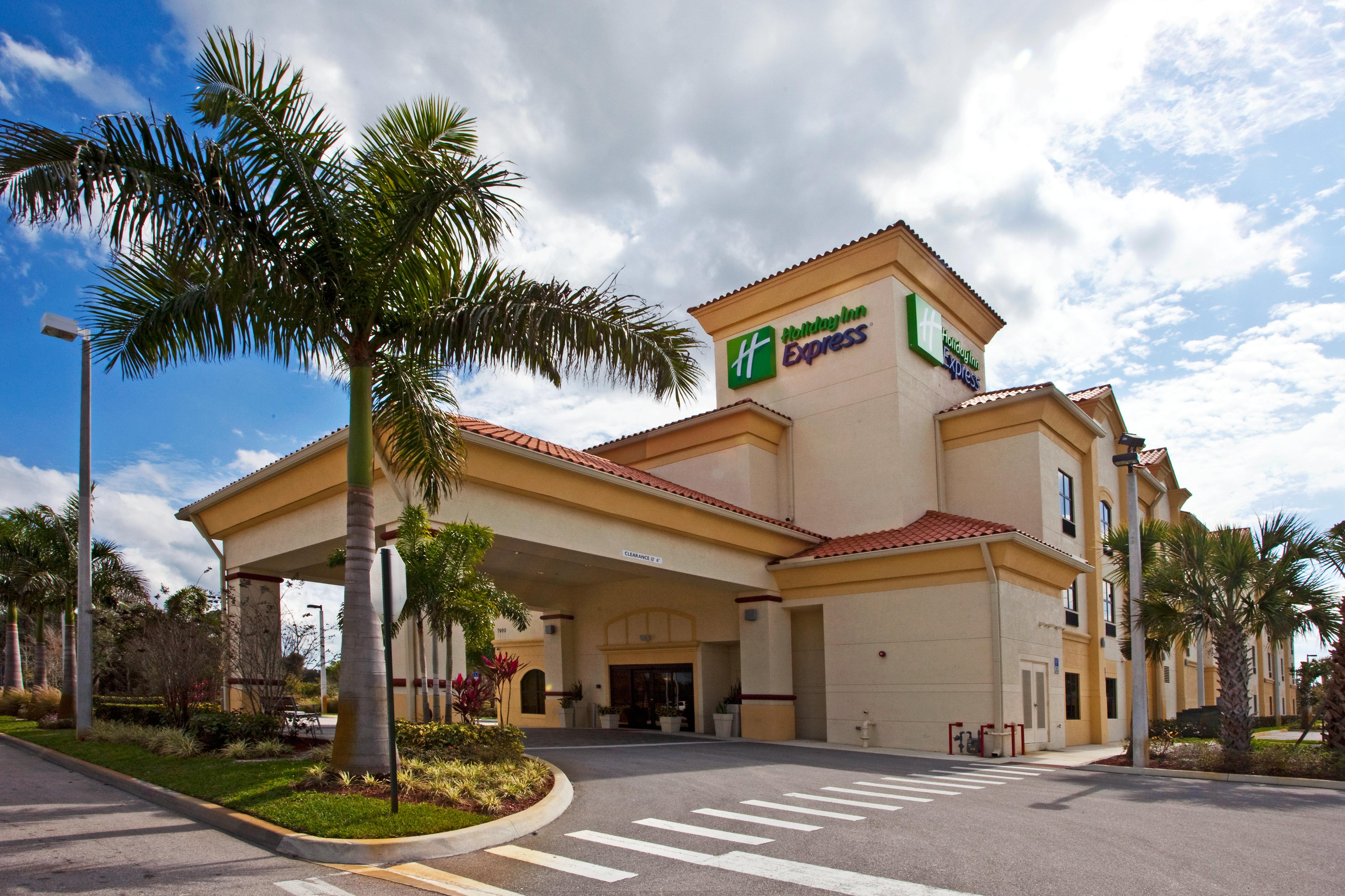 Holiday Inn Express Stuart By Ihg Palm City Exterior foto