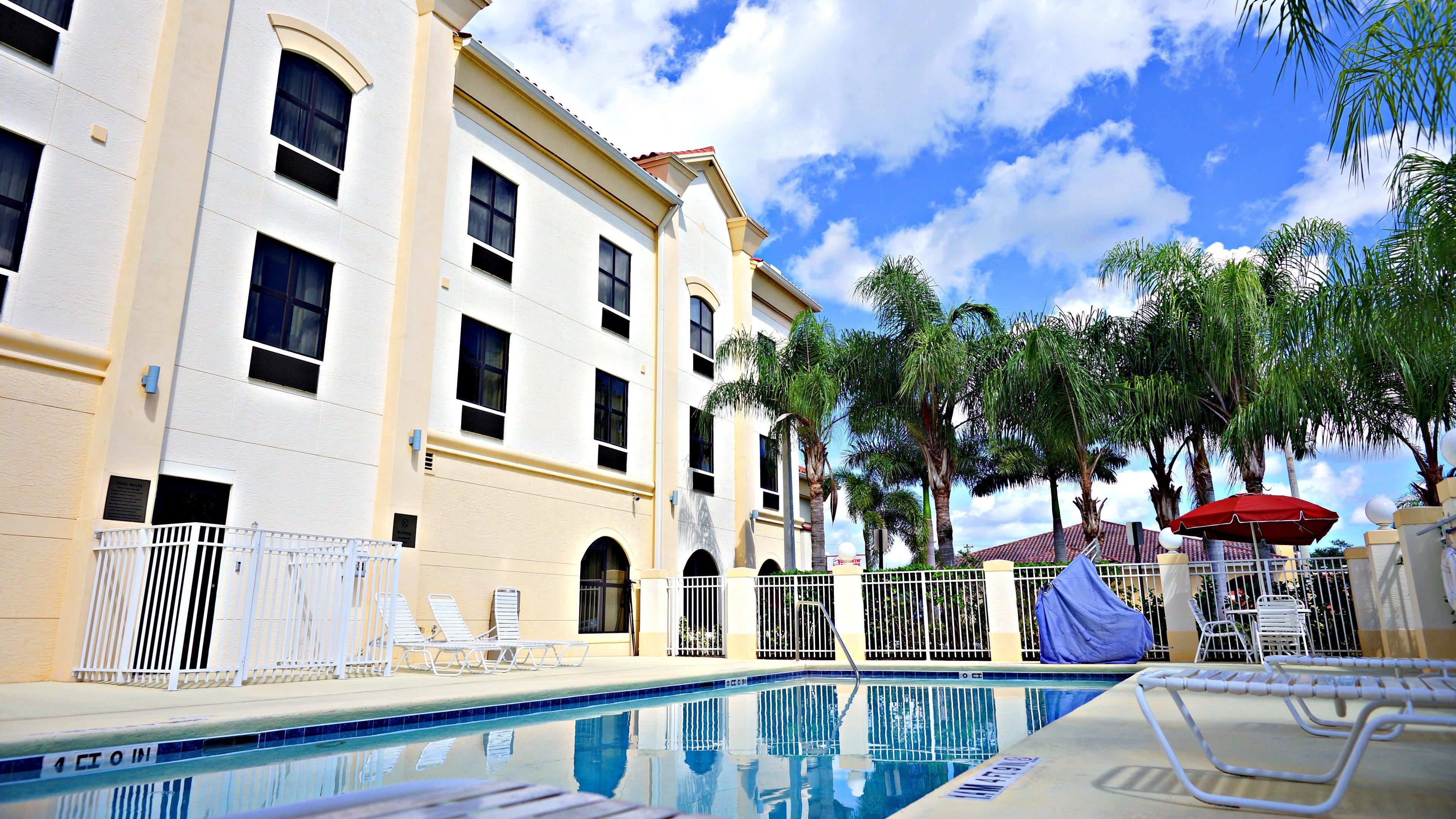 Holiday Inn Express Stuart By Ihg Palm City Exterior foto